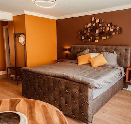 Mi Casa Naranja Hotel Lommel Buitenkant foto